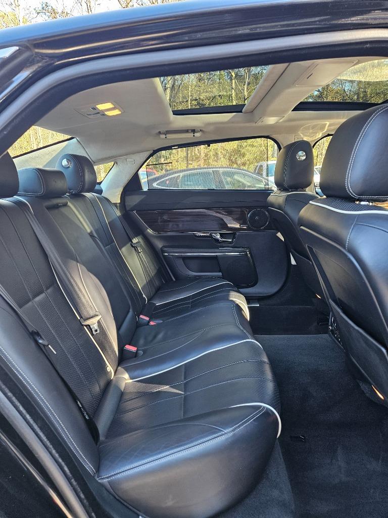 2013 Jaguar XJL Portfolio photo