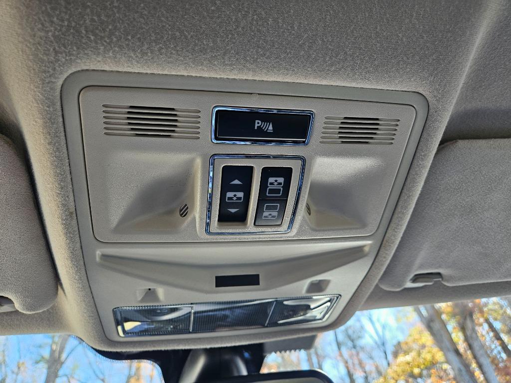 2013 Jaguar XJL Portfolio photo