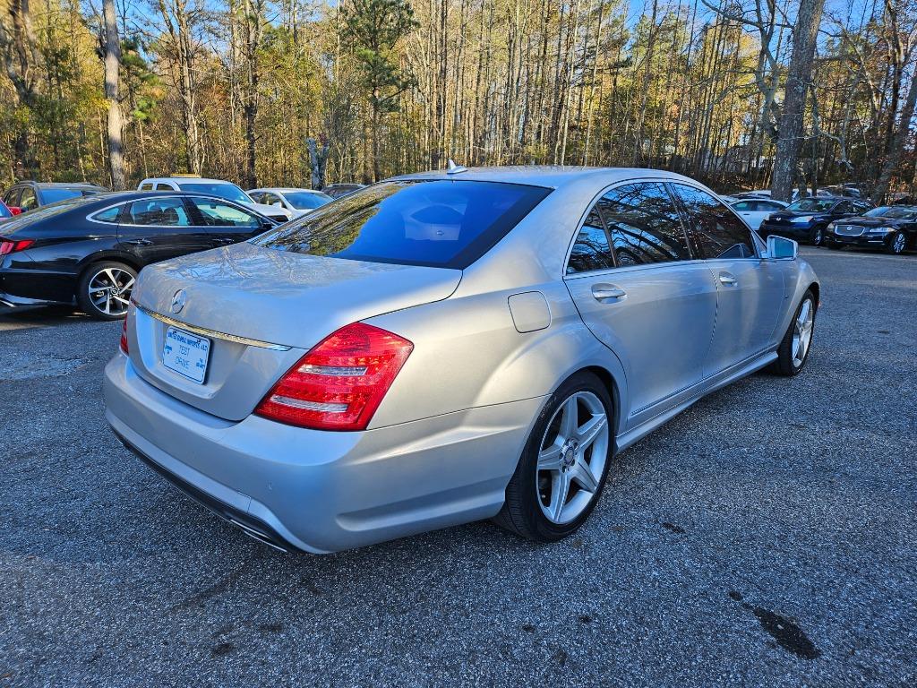 2010 Mercedes-Benz S-Class S400 Hybrid photo