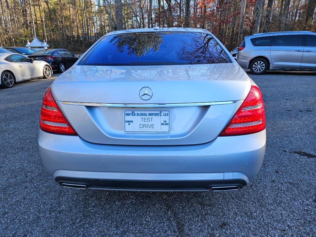 2010 Mercedes-Benz S-Class S400 Hybrid photo