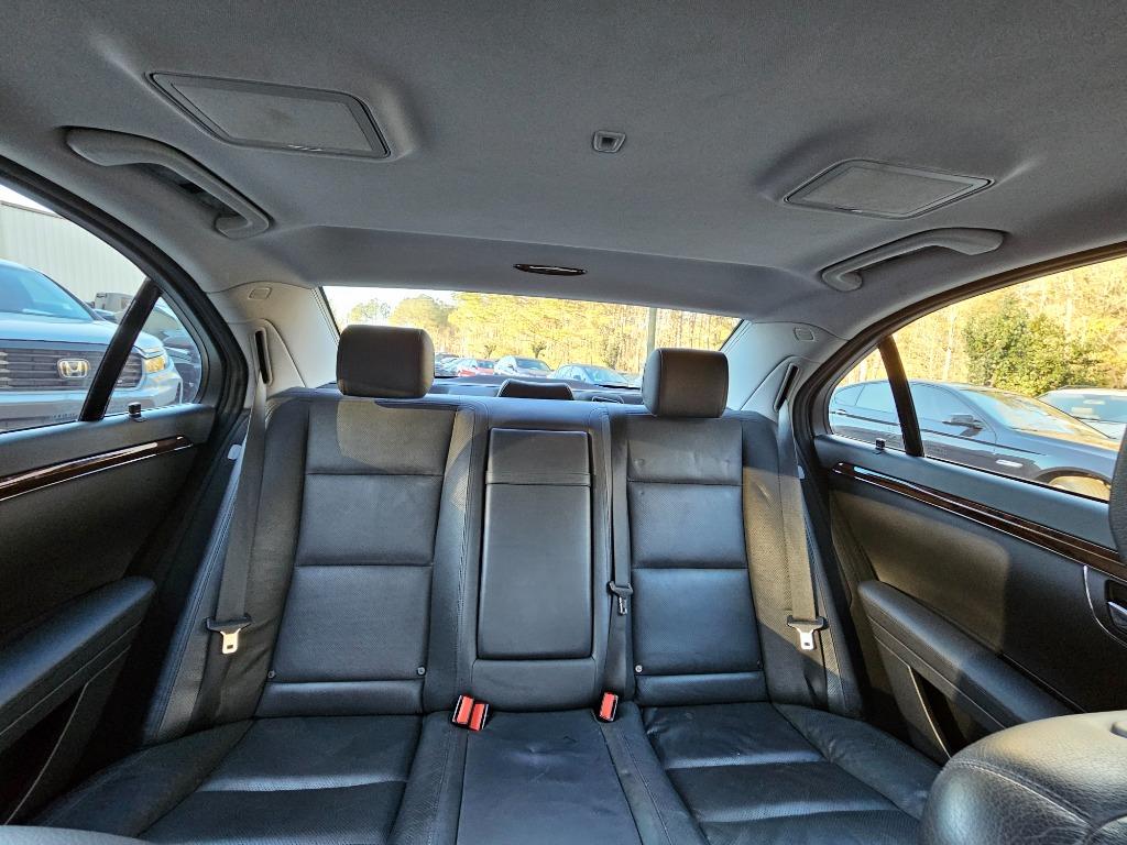 2010 Mercedes-Benz S-Class S400 Hybrid photo