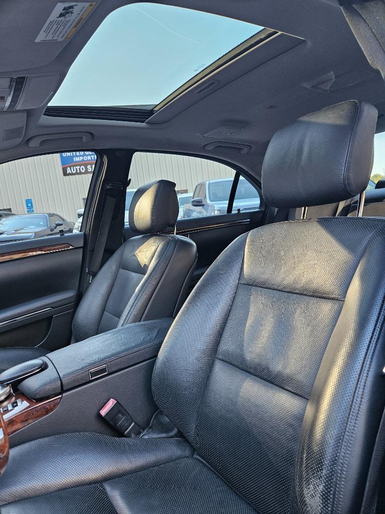 2010 Mercedes-Benz S-Class S400 Hybrid photo