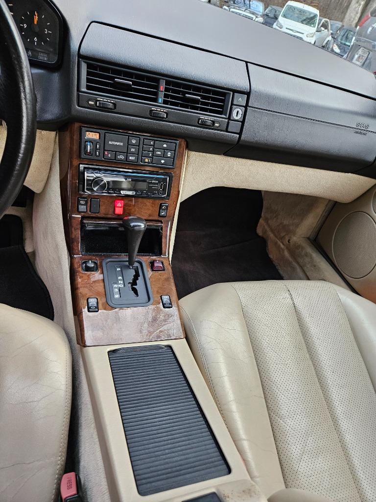 1994 Mercedes-Benz SL-Class SL320 photo