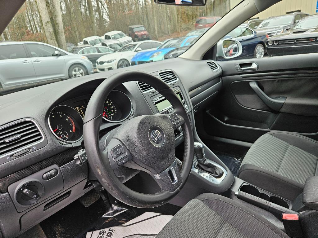2013 Volkswagen Jetta SportWagen S PZEV photo