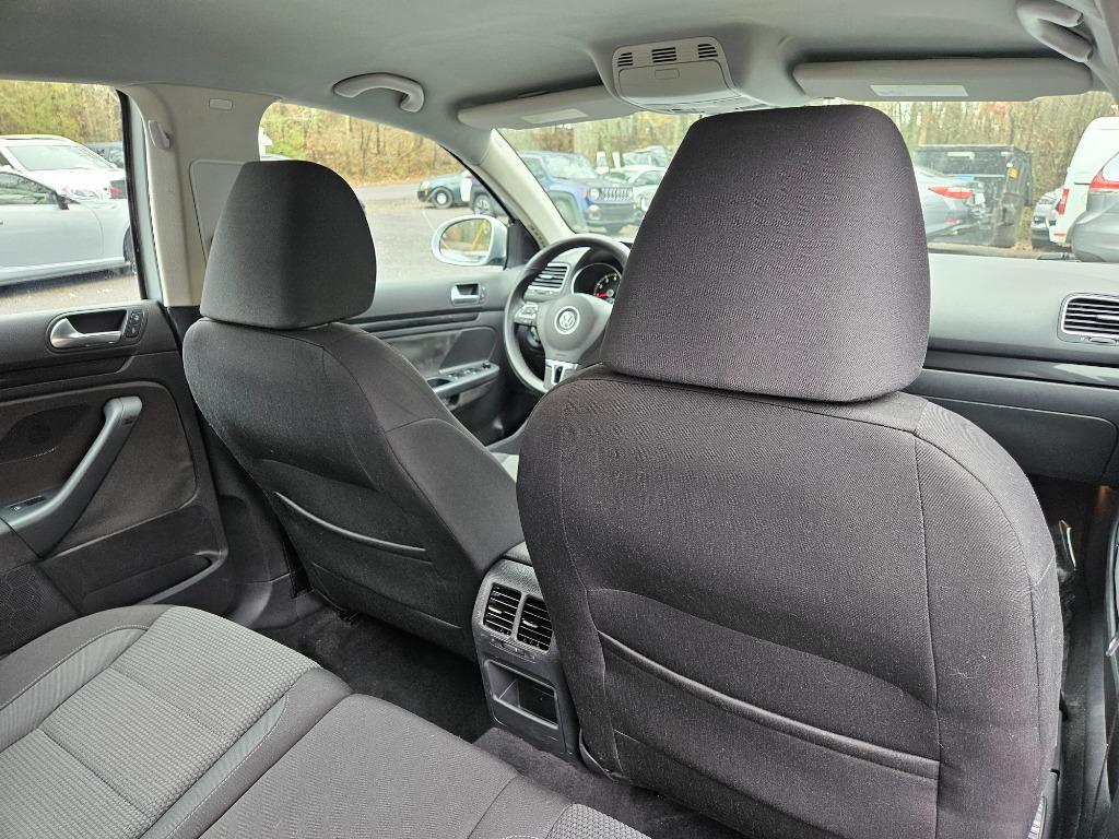 2013 Volkswagen Jetta SportWagen S PZEV photo
