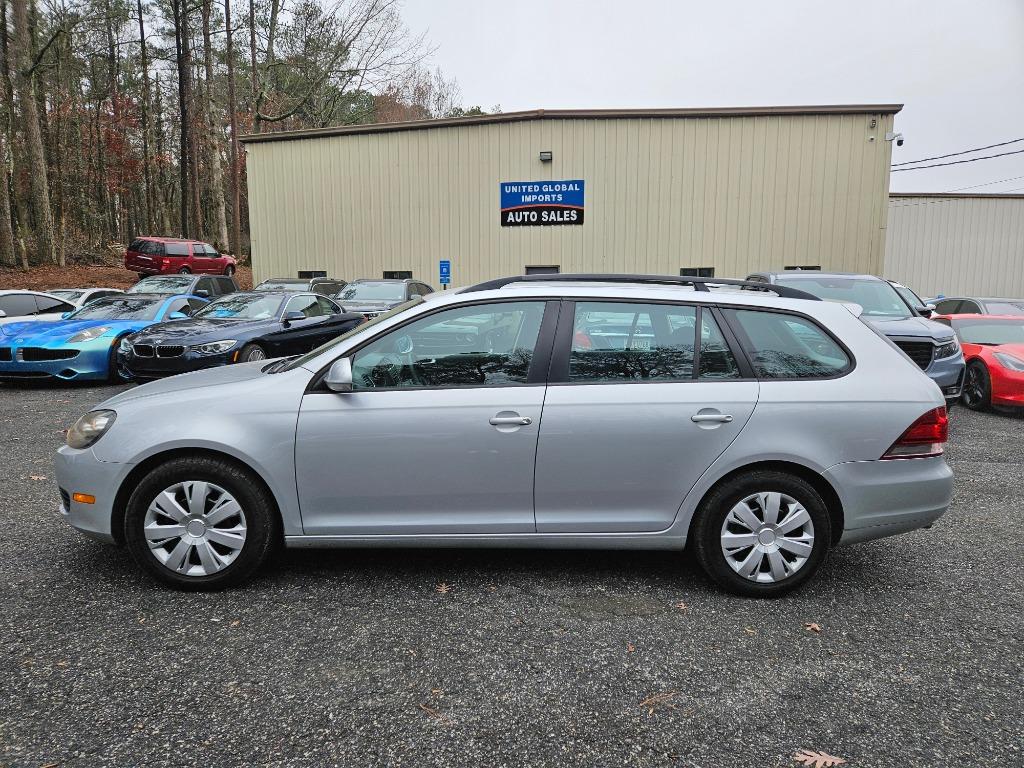 2013 Volkswagen Jetta SportWagen S PZEV photo