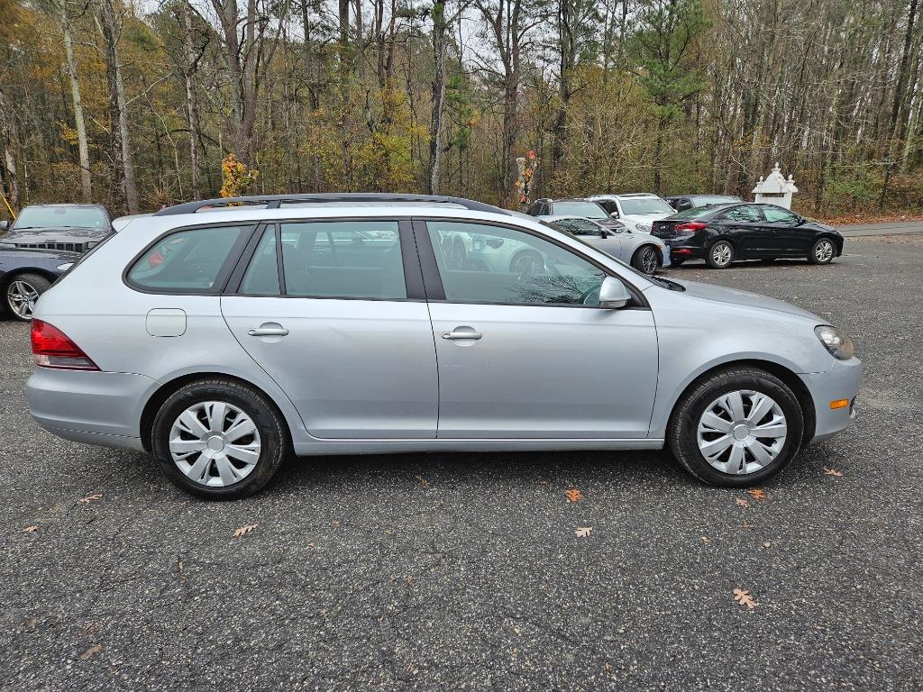 2013 Volkswagen Jetta SportWagen S PZEV photo