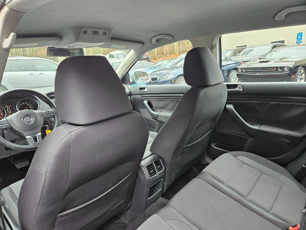 2013 Volkswagen Jetta SportWagen S PZEV photo