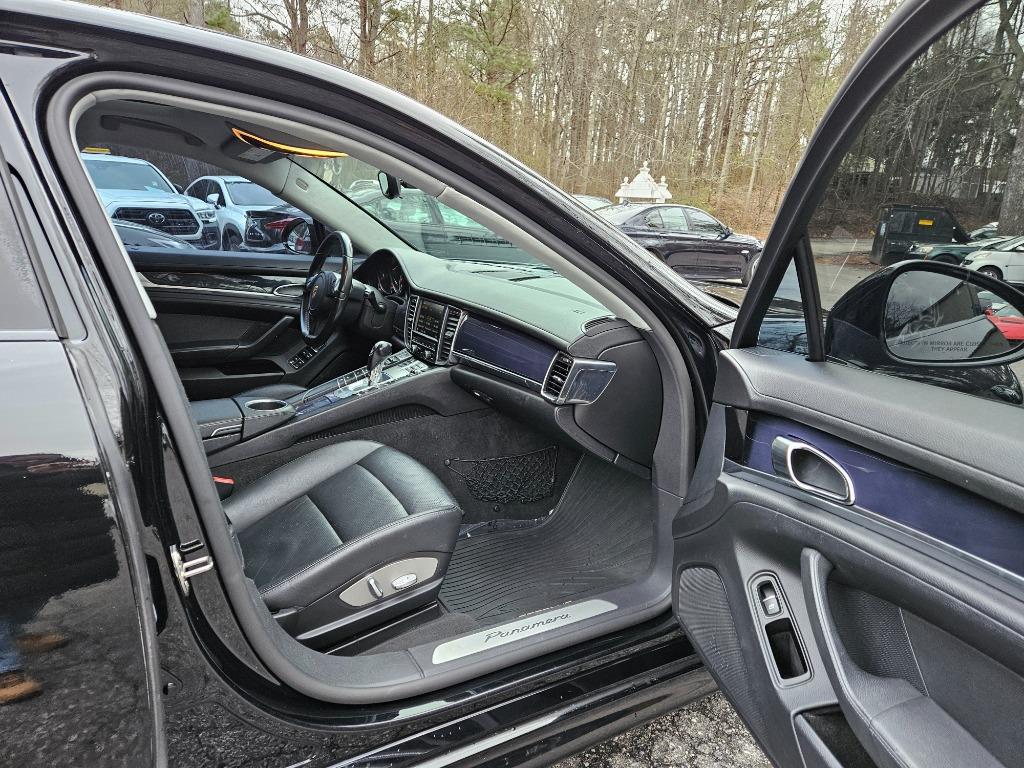 2012 Porsche Panamera photo