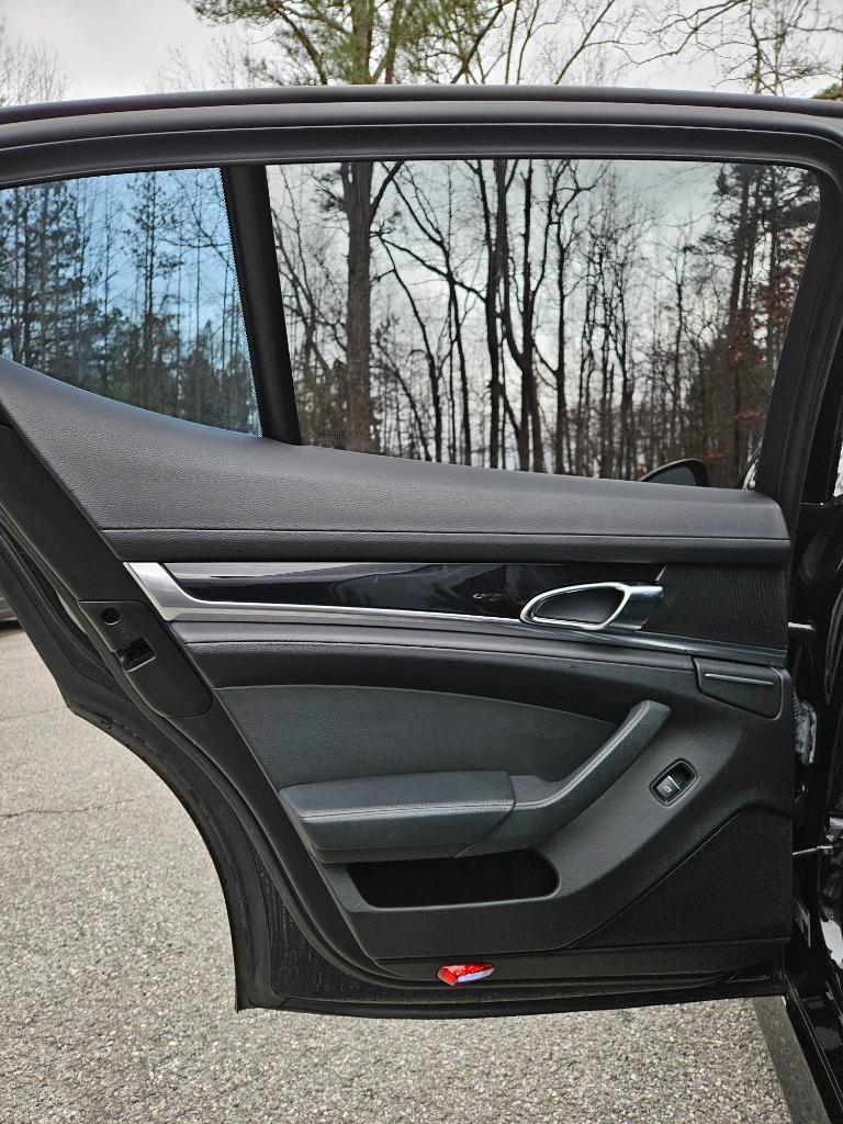 2012 Porsche Panamera photo