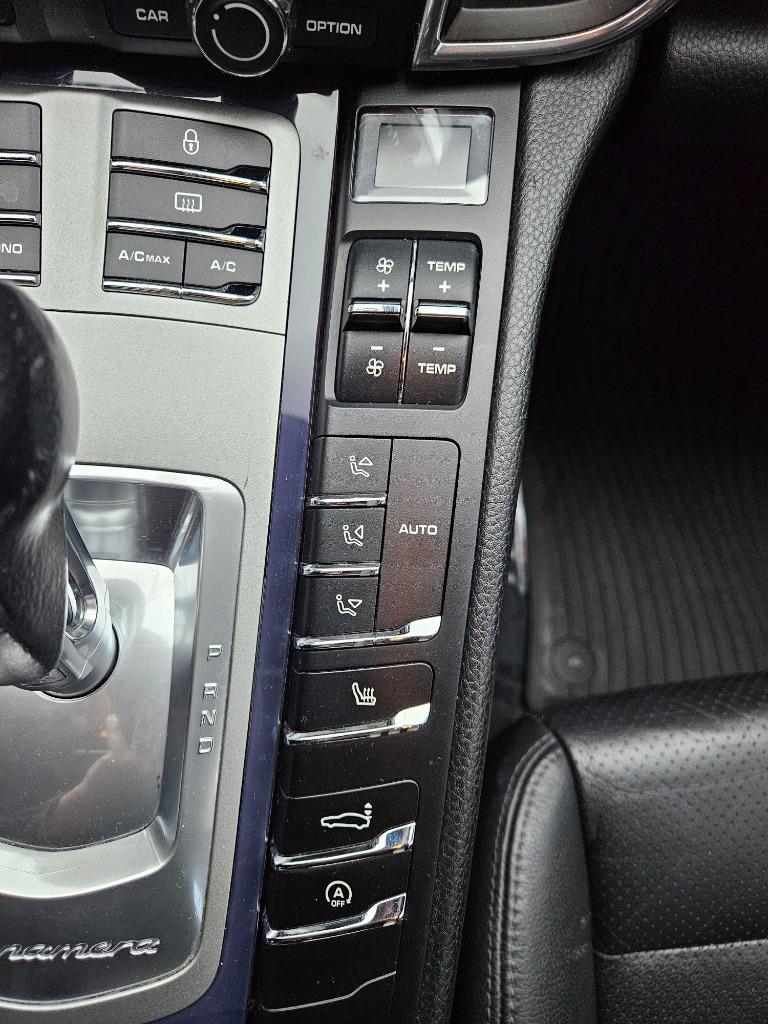 2012 Porsche Panamera photo