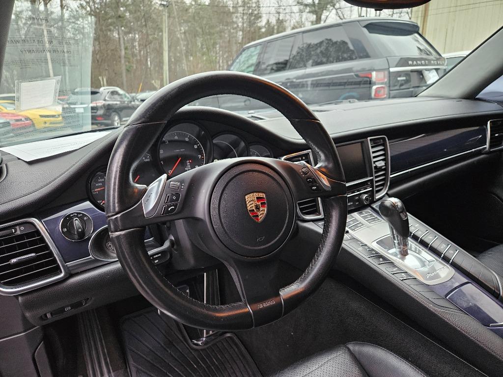 2012 Porsche Panamera photo