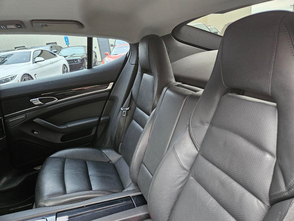 2012 Porsche Panamera photo