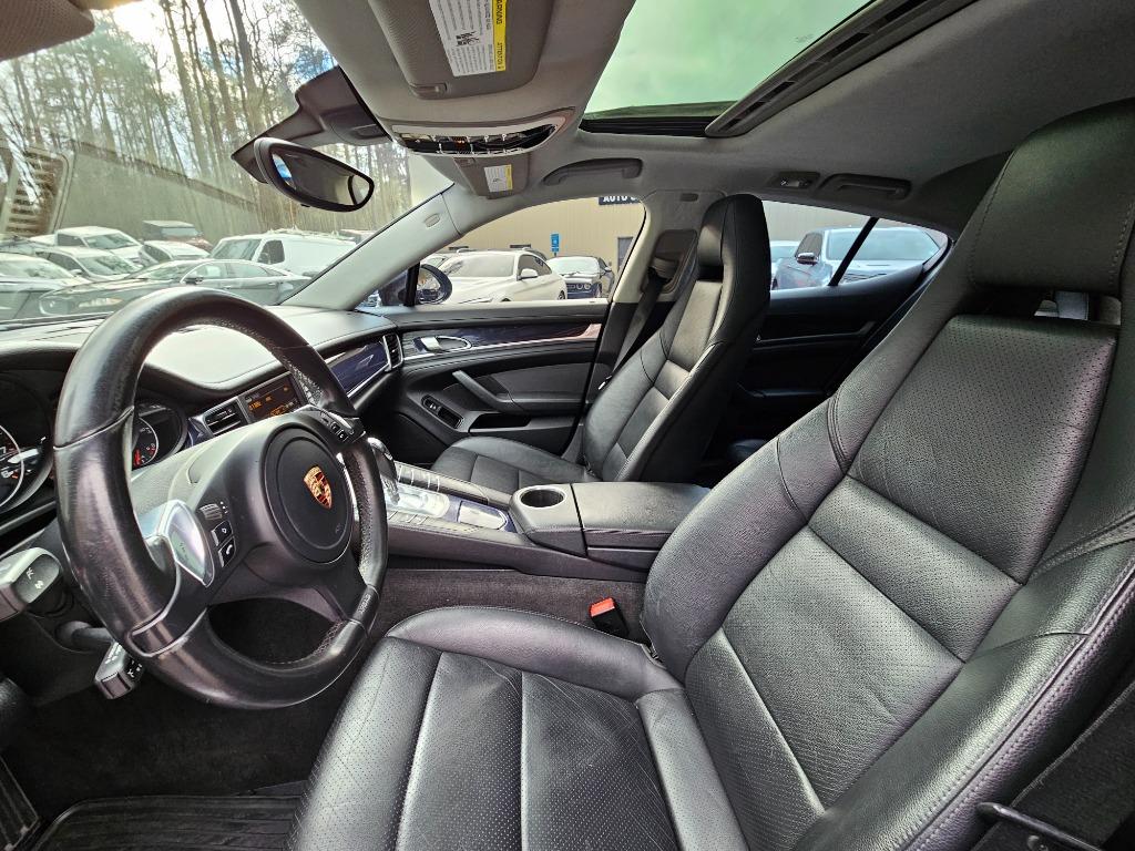 2012 Porsche Panamera photo
