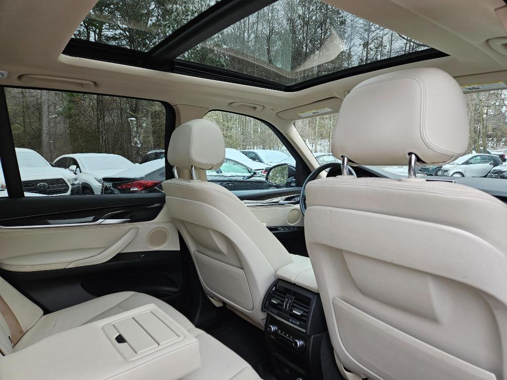 2015 BMW X5 Xdrive35i photo