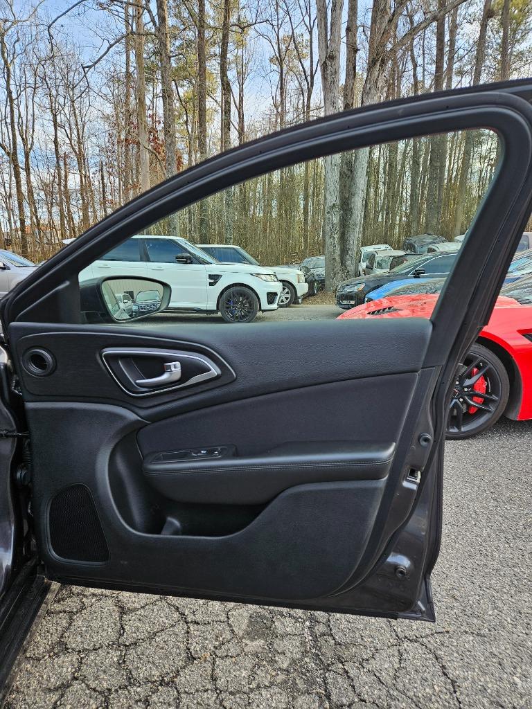 2015 Chrysler 200 - $11,780