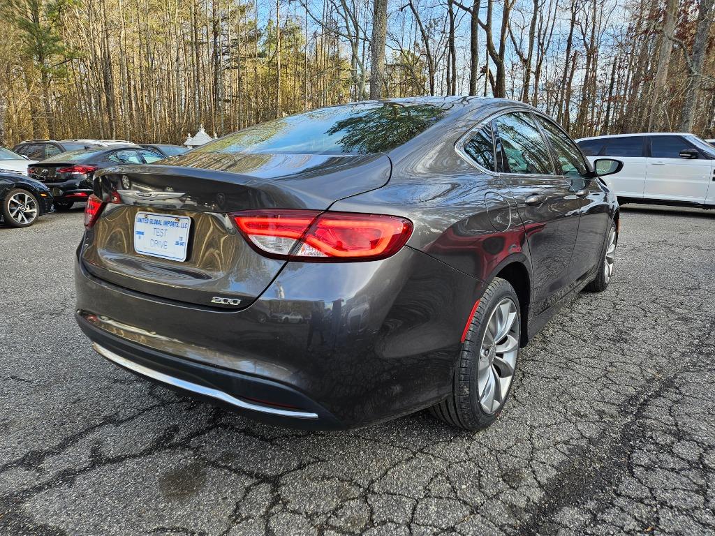 2015 Chrysler 200 - $11,780