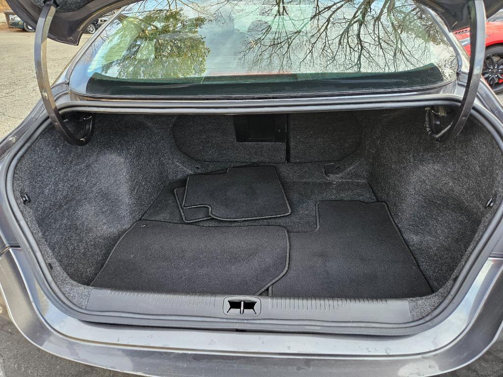 2015 Chrysler 200 - $11,780
