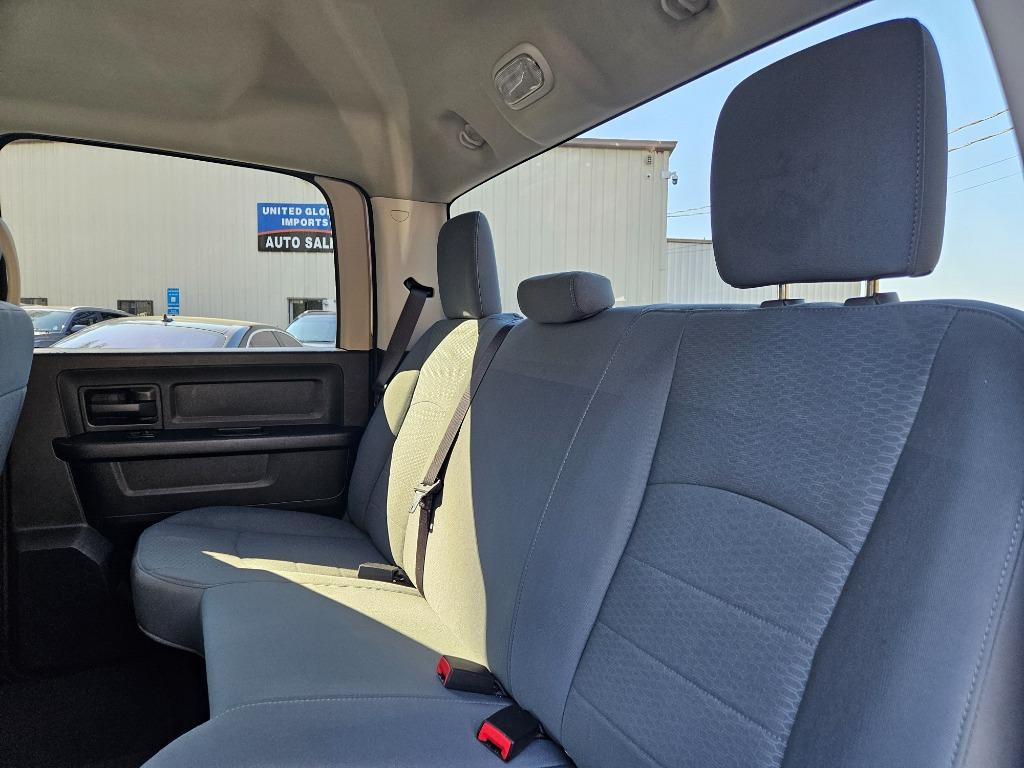 2018 RAM 1500 Tradesman photo