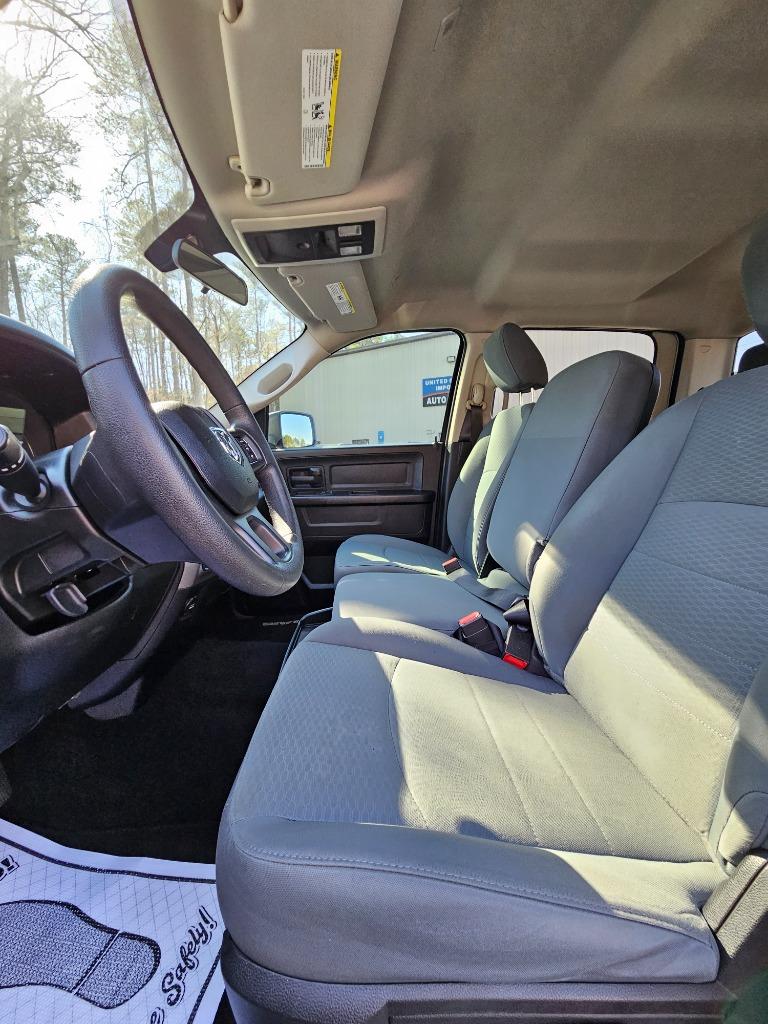 2018 RAM 1500 Tradesman photo