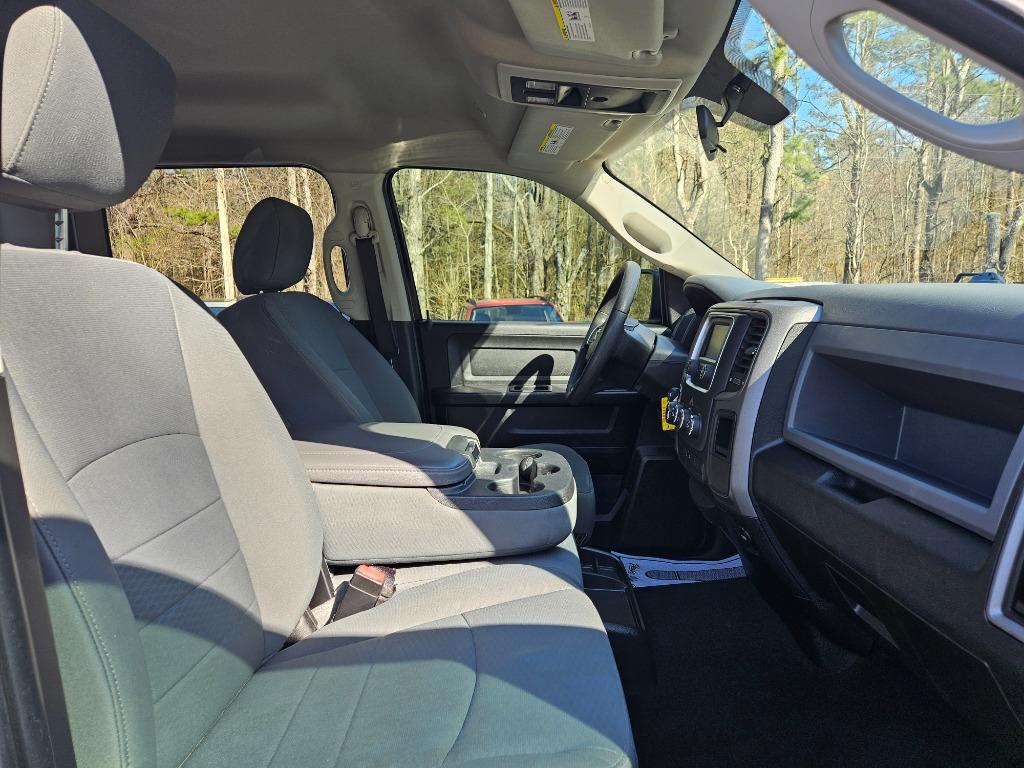 2018 RAM 1500 Tradesman photo