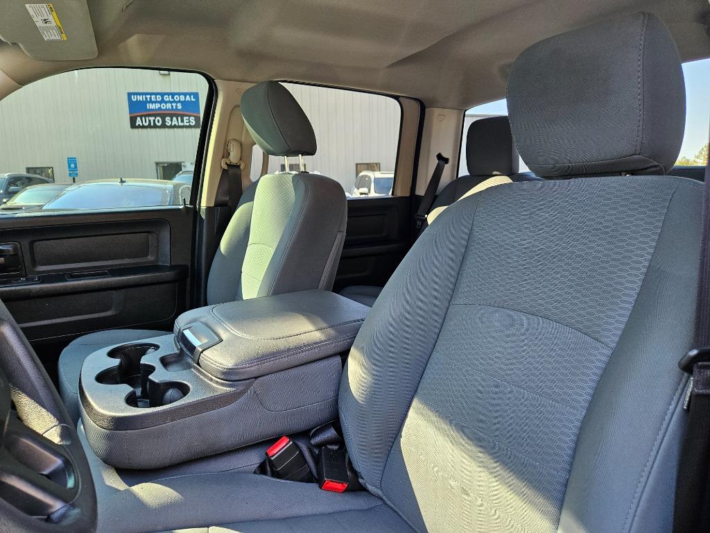 2018 RAM 1500 Tradesman photo
