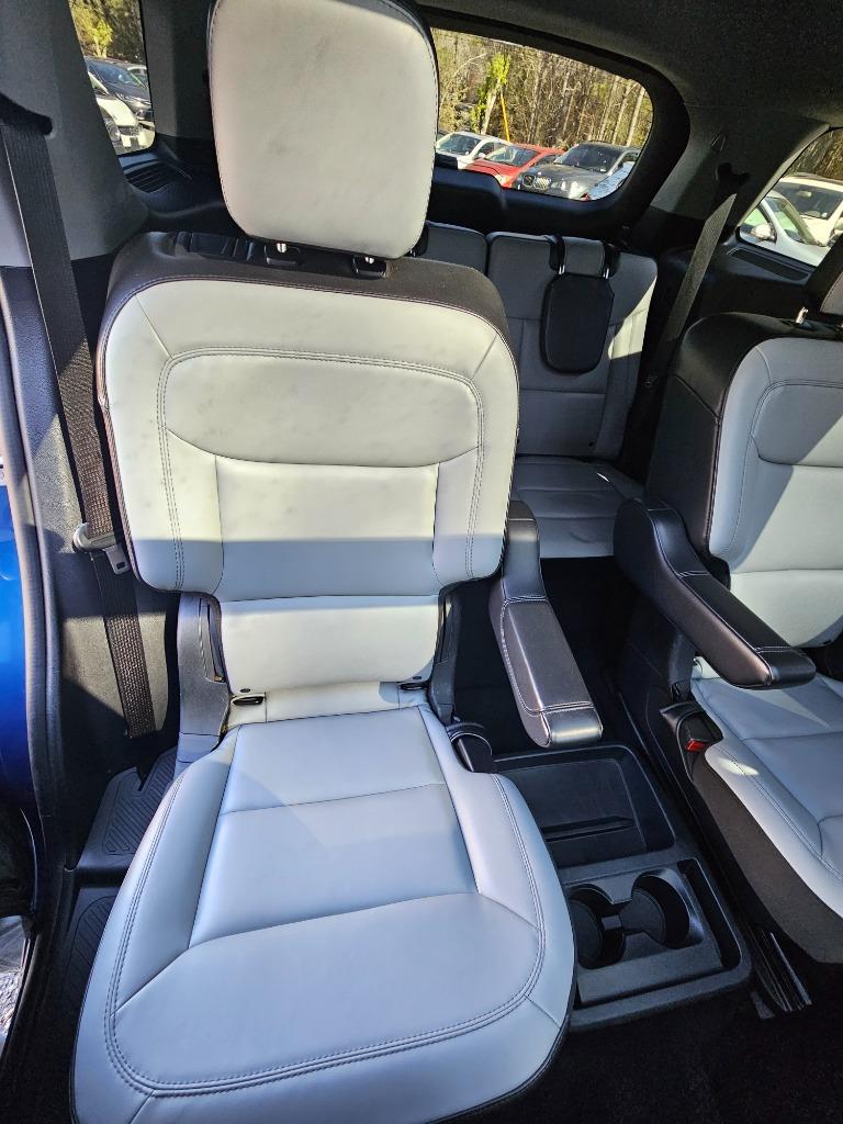 2021 Ford Explorer XLT photo