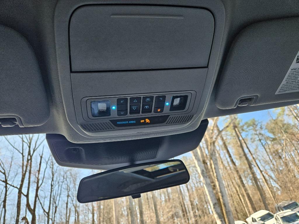 2021 Ford Explorer - $25,100