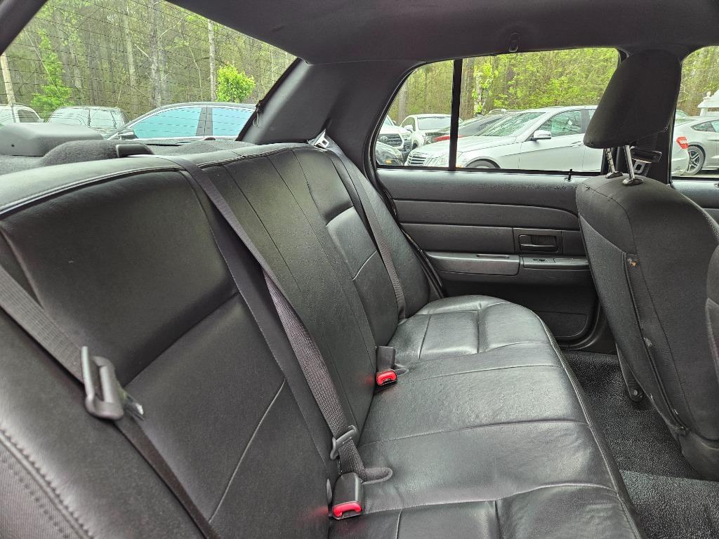 2011 Ford Crown Victoria Police Interceptor photo