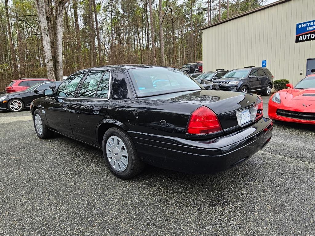 2011 Ford Crown Victoria Police Interceptor photo