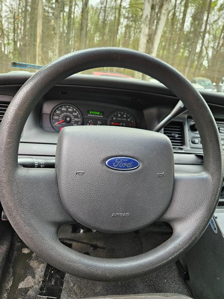 2011 Ford Crown Victoria Police Interceptor photo