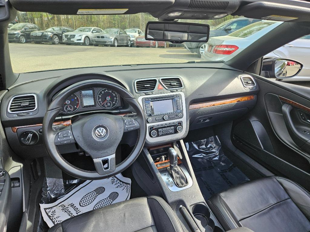 2012 Volkswagen Eos Lux SULEV photo