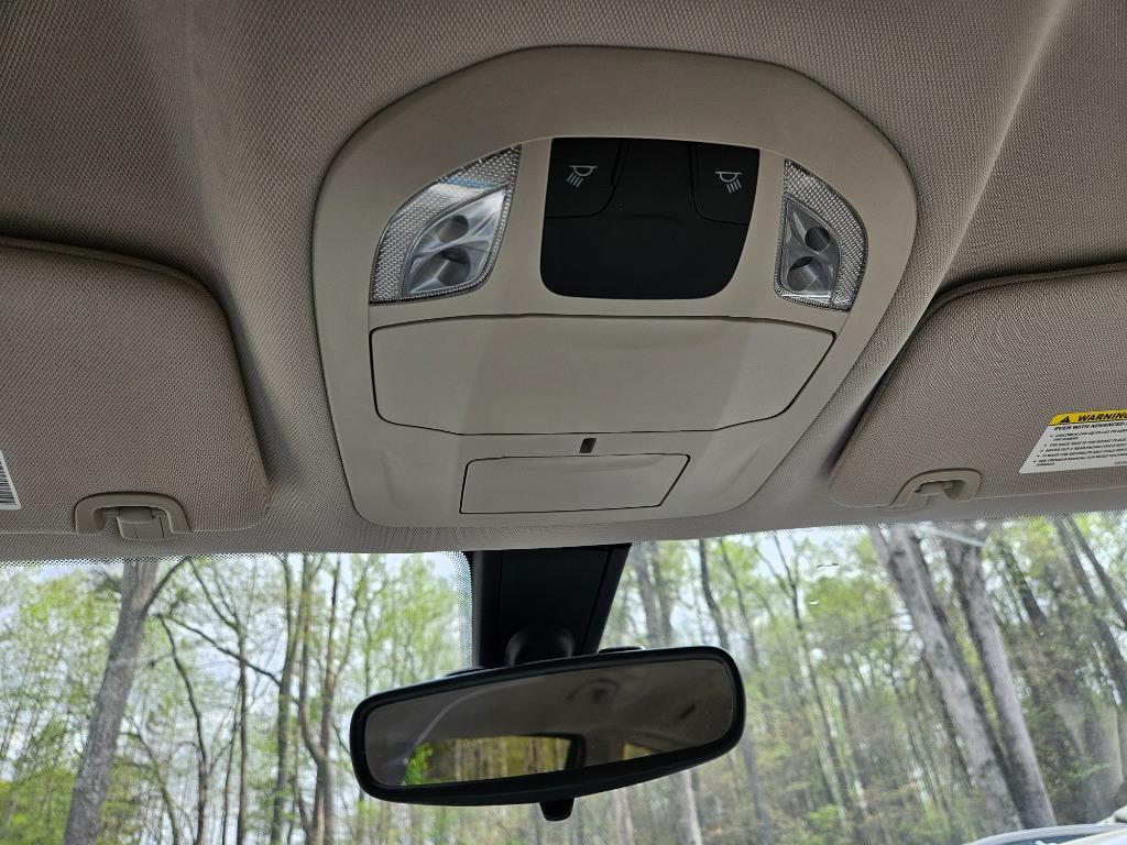 2017 Chrysler Pacifica LX photo