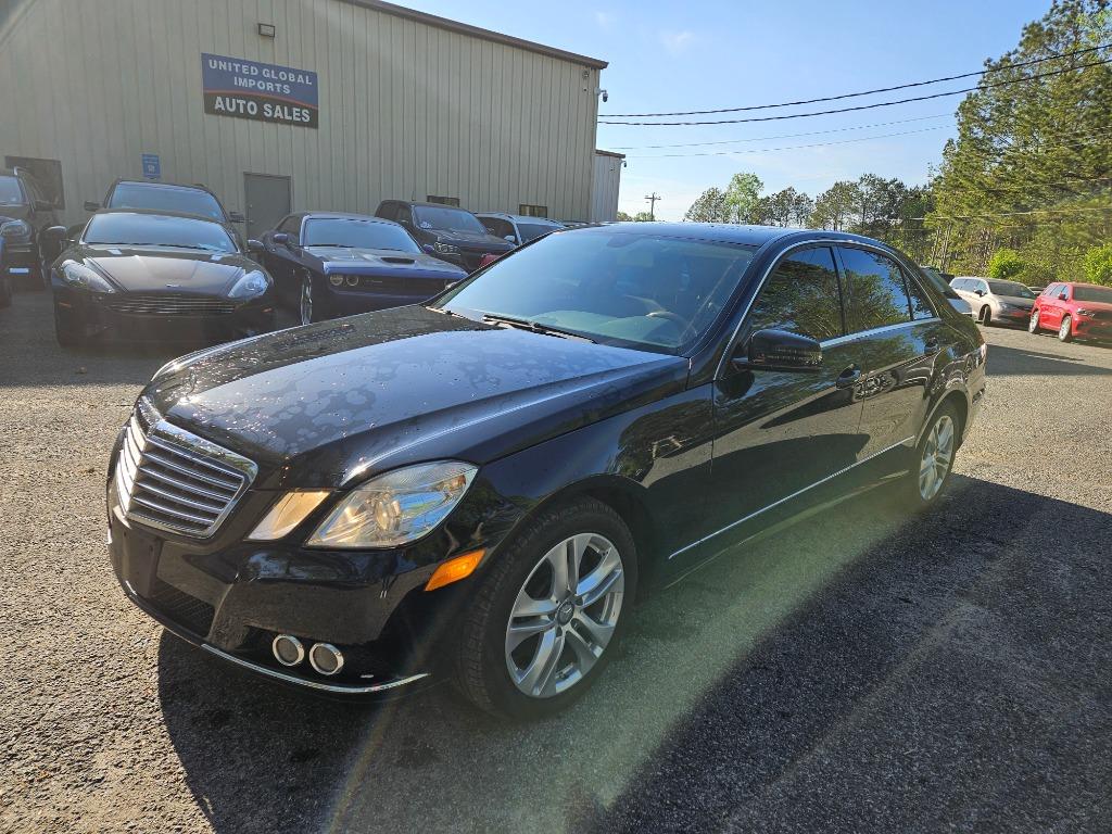 2011 Mercedes-Benz E-Class E350 4MATIC Luxury photo