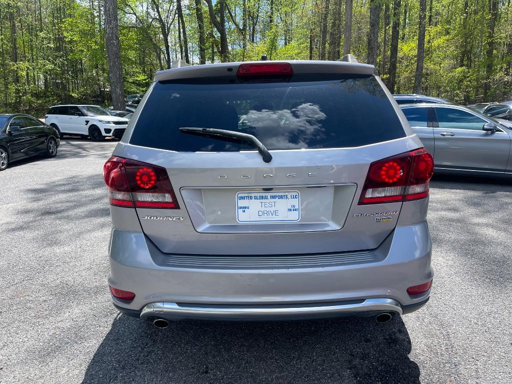 2018 Dodge Journey Crossroad photo