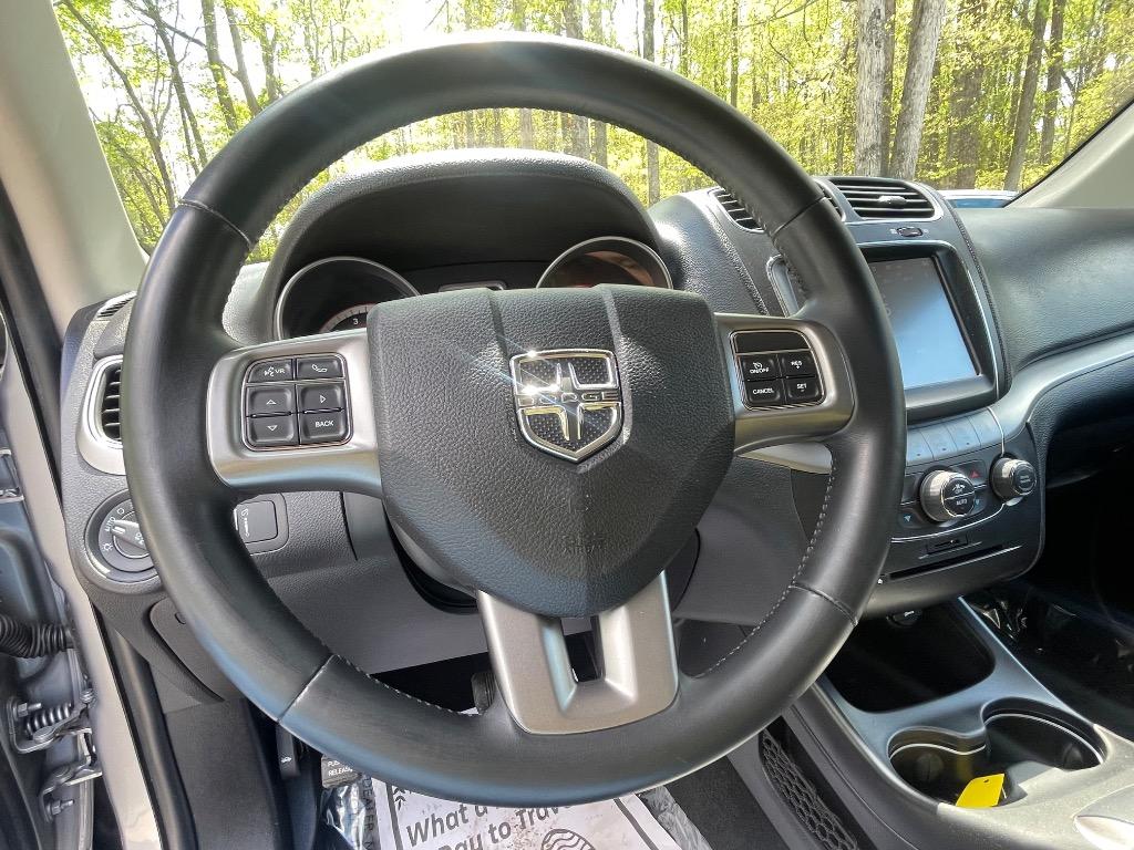 2018 Dodge Journey Crossroad photo