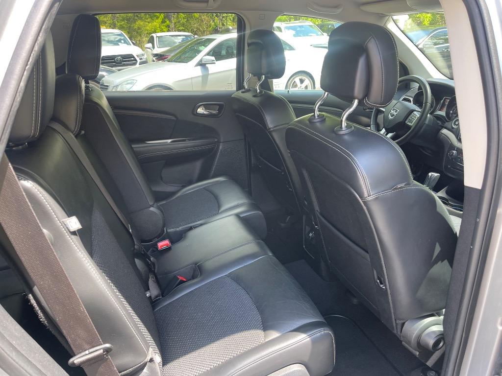 2018 Dodge Journey Crossroad photo