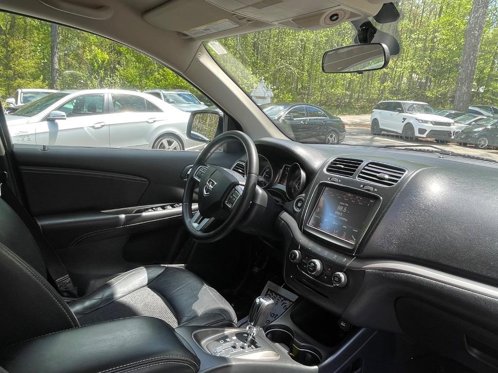 2018 Dodge Journey Crossroad photo