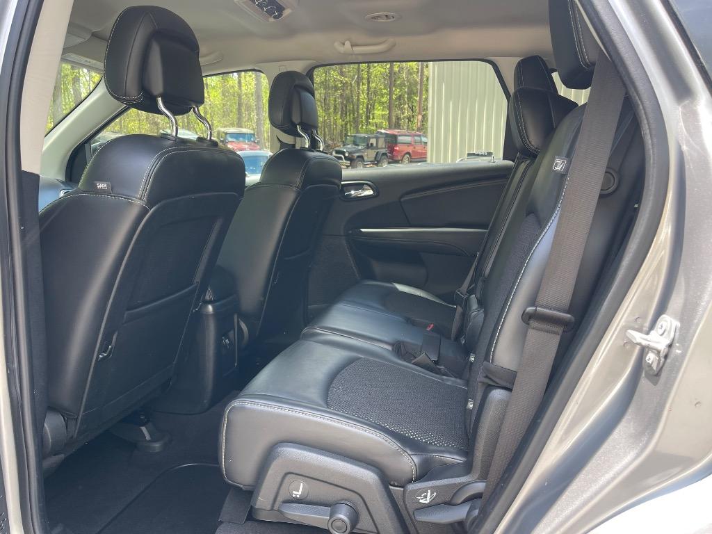 2018 Dodge Journey Crossroad photo