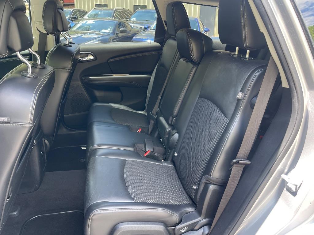 2018 Dodge Journey Crossroad photo