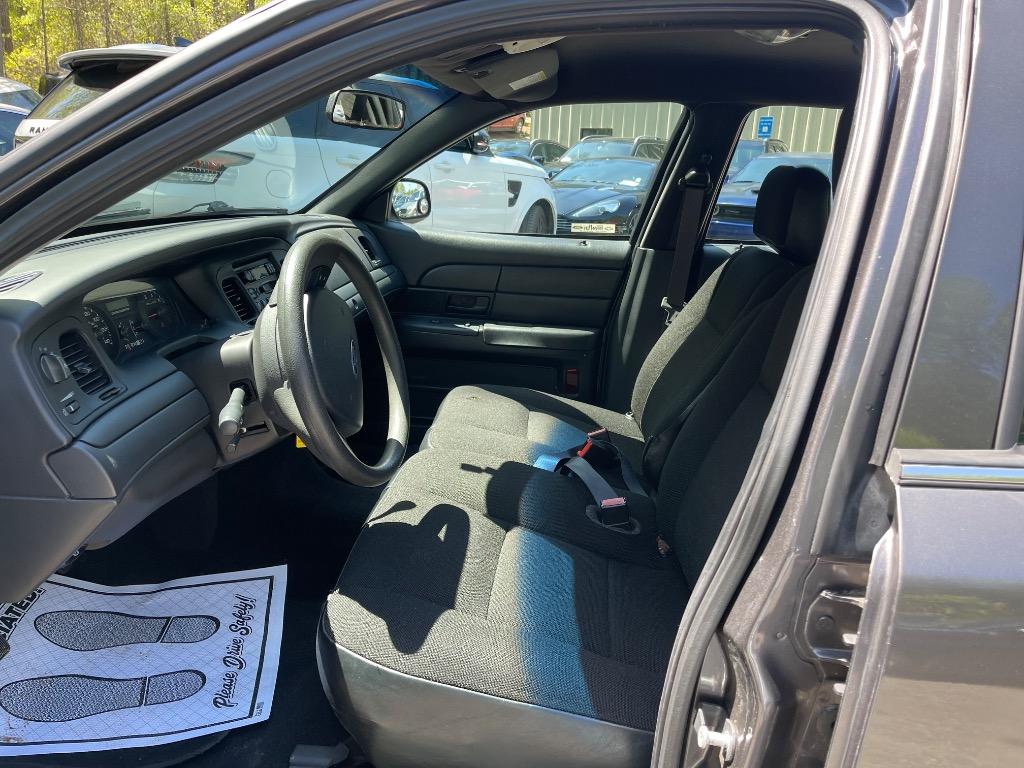 2006 Ford Crown Victoria Police Interceptor photo