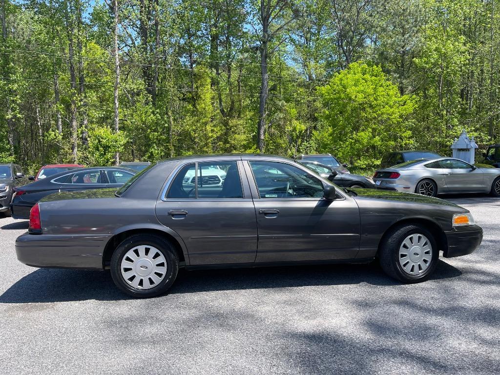 2006 Ford Crown Victoria Police Interceptor photo