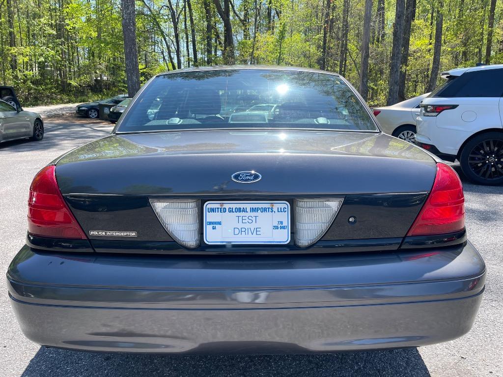 2006 Ford Crown Victoria Police Interceptor photo