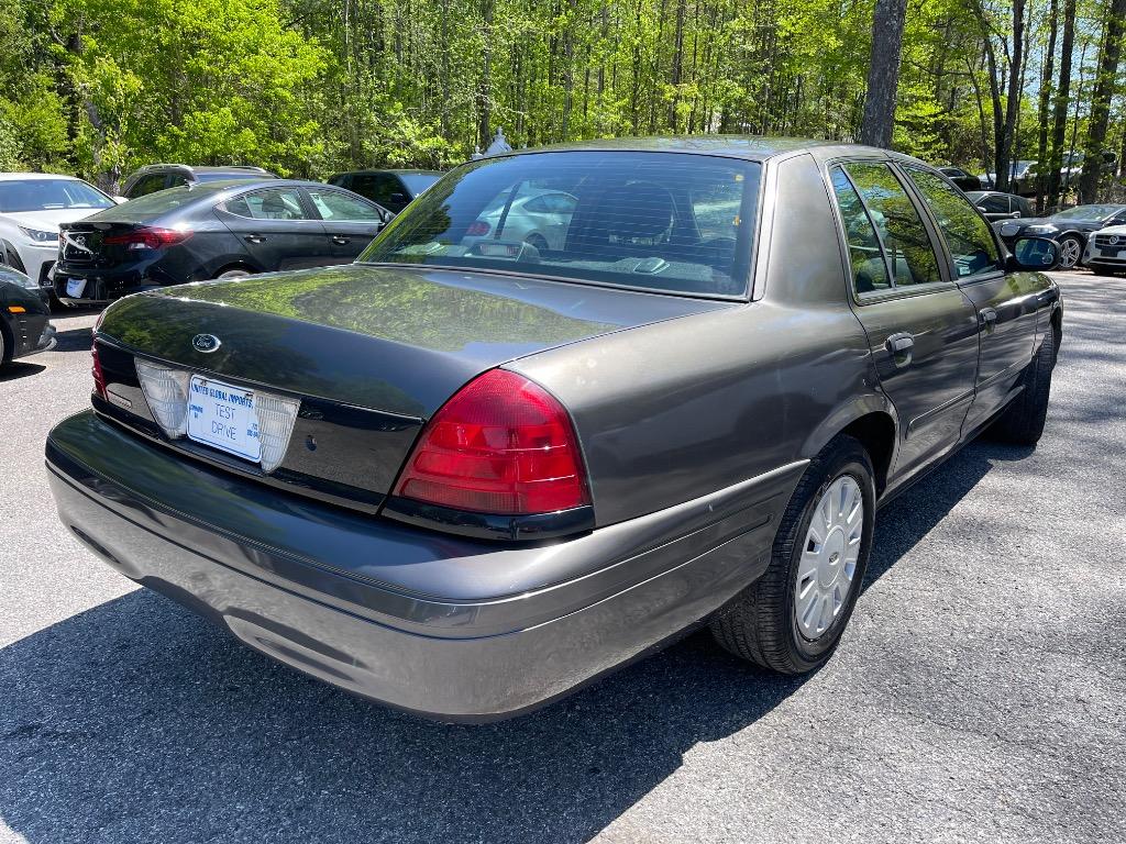 2006 Ford Crown Victoria Police Interceptor photo