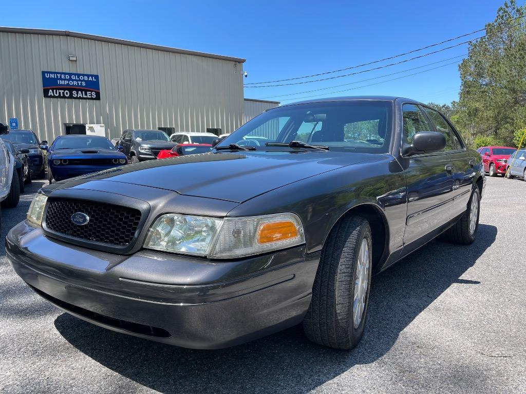 2006 Ford Crown Victoria Police Interceptor photo