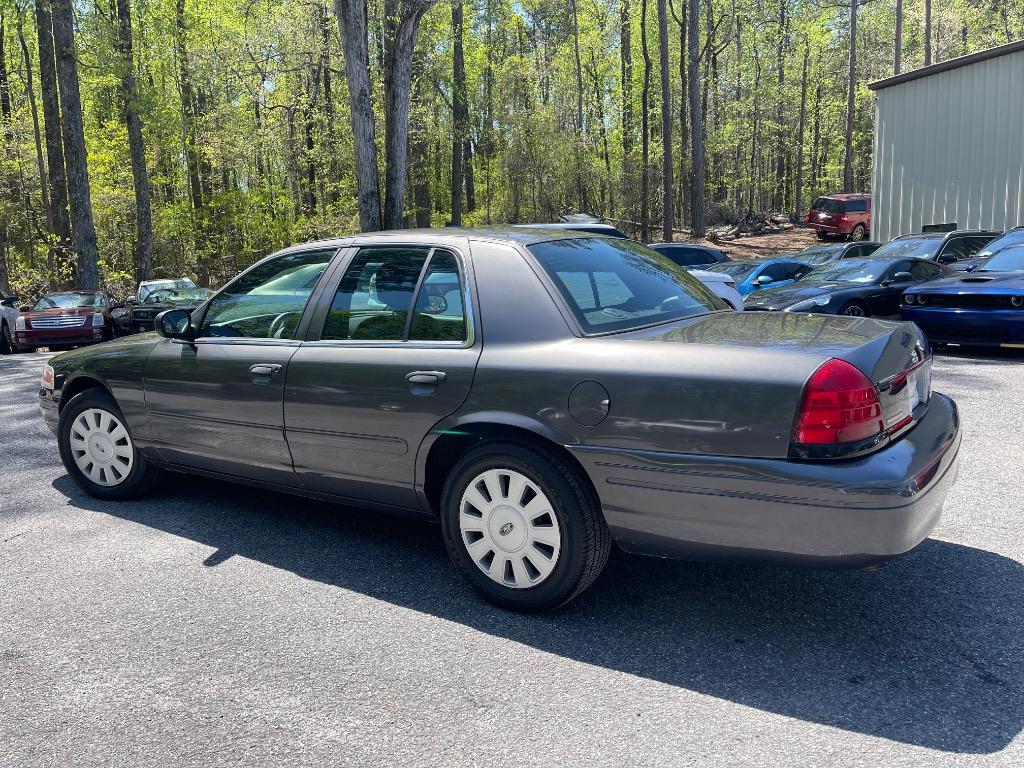 2006 Ford Crown Victoria Police Interceptor photo