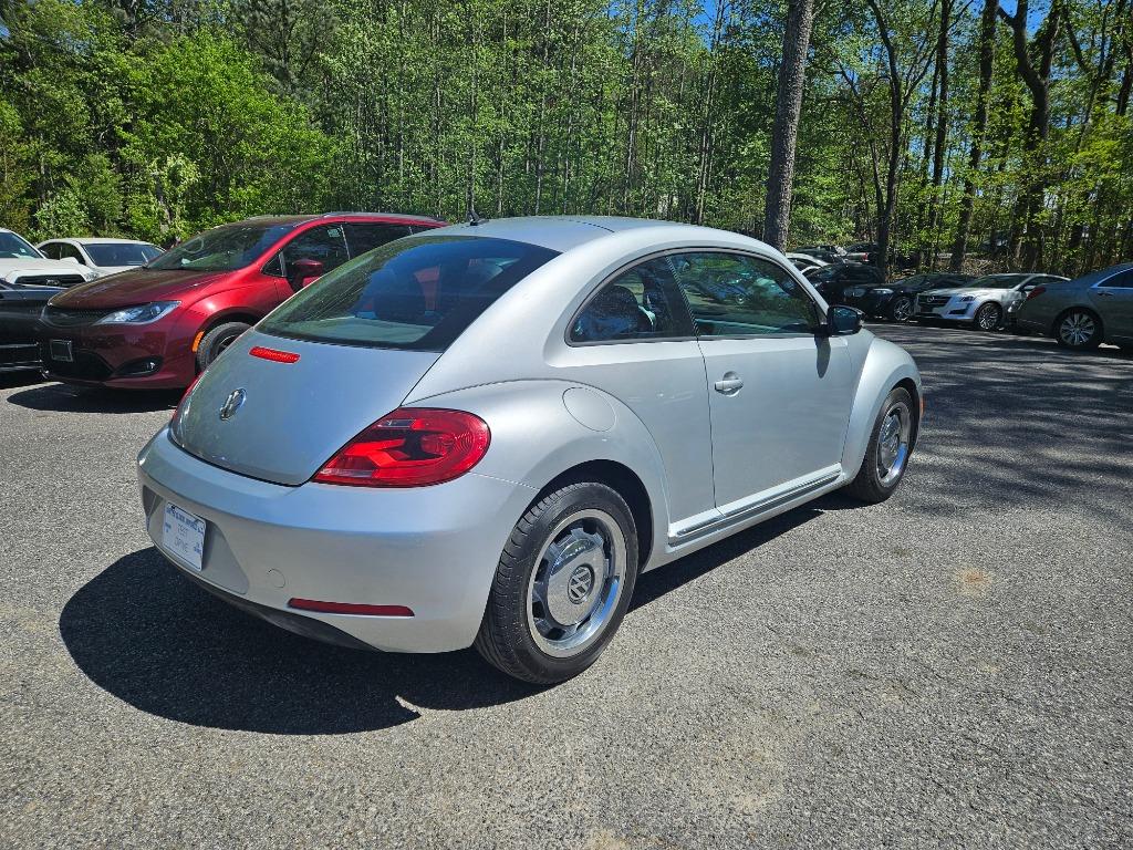 2012 Volkswagen Beetle 2.5 PZEV photo