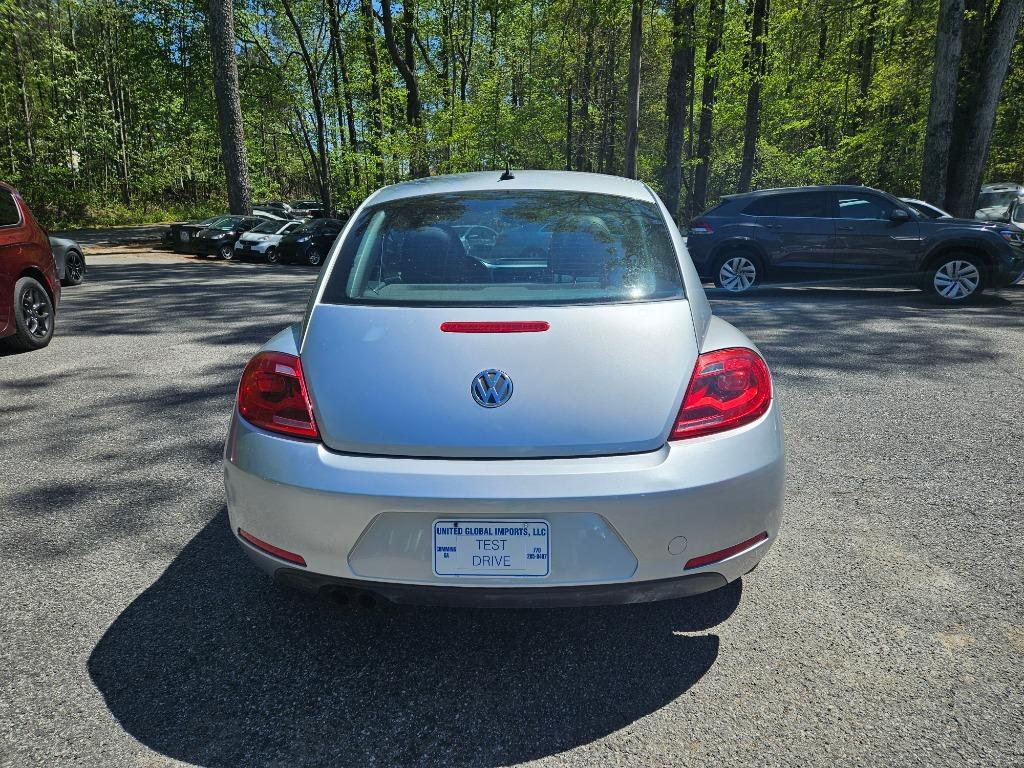 2012 Volkswagen Beetle 2.5 PZEV photo
