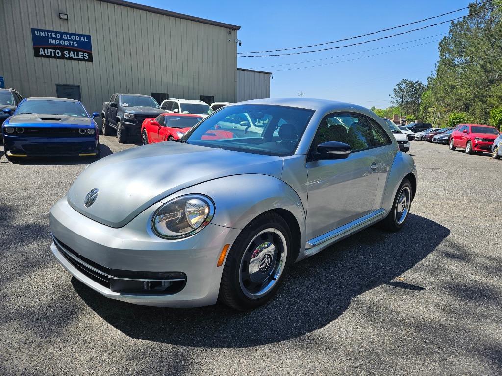 2012 Volkswagen Beetle 2.5 PZEV photo