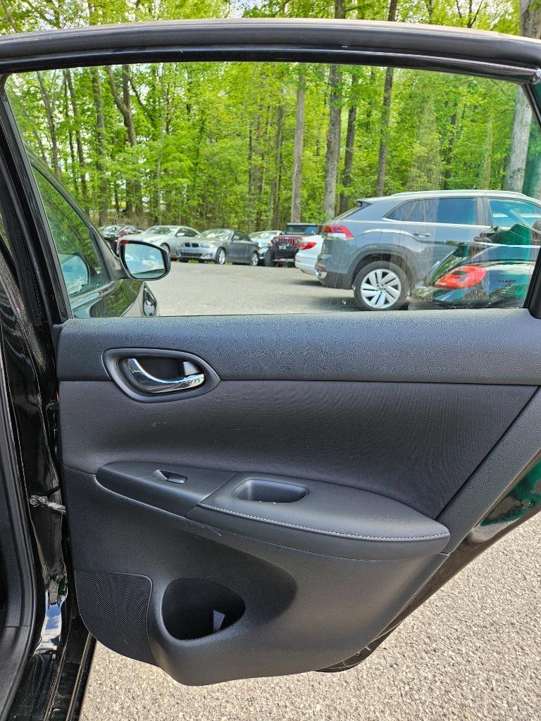 2018 Nissan Sentra S photo
